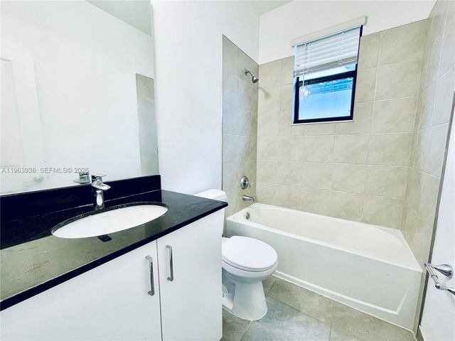 5673 CERVA LN 0, Ave Maria, FL 34142