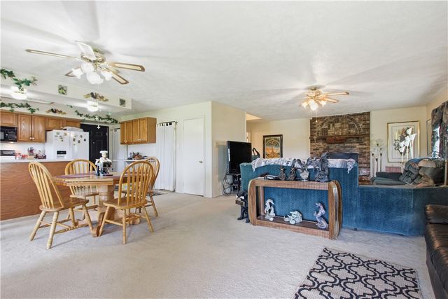 776 Fraction Rd, West Finley, PA 15377
