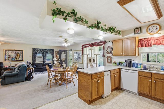 776 Fraction Rd, West Finley, PA 15377