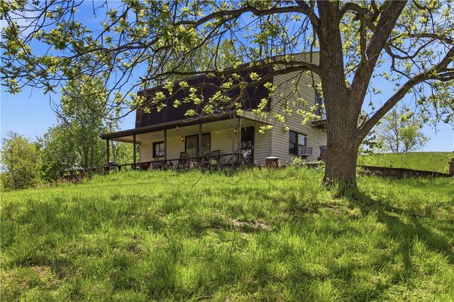 776 Fraction Rd, West Finley, PA 15377