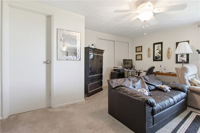 776 Fraction Rd, West Finley, PA 15377