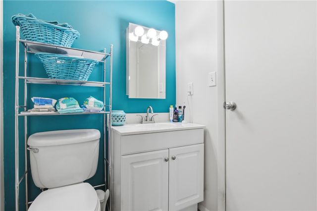 776 Fraction Rd, West Finley, PA 15377