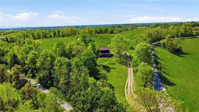 776 Fraction Rd, West Finley, PA 15377