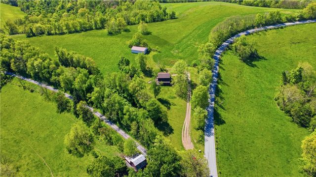 776 Fraction Rd, West Finley, PA 15377