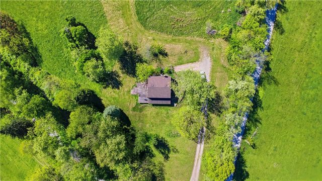 776 Fraction Rd, West Finley, PA 15377