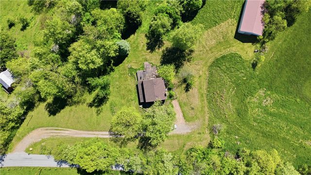 776 Fraction Rd, West Finley, PA 15377