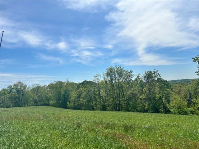 776 Fraction Rd, West Finley, PA 15377