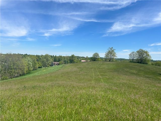 776 Fraction Rd, West Finley, PA 15377