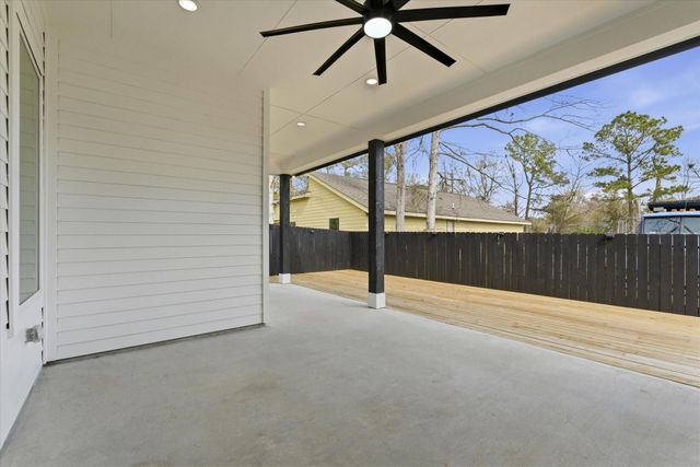 19683 Briarwick Lane, New Caney, TX 77357