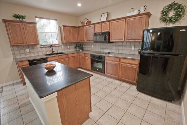 908 Reveille Road, Fort Worth, TX 76108