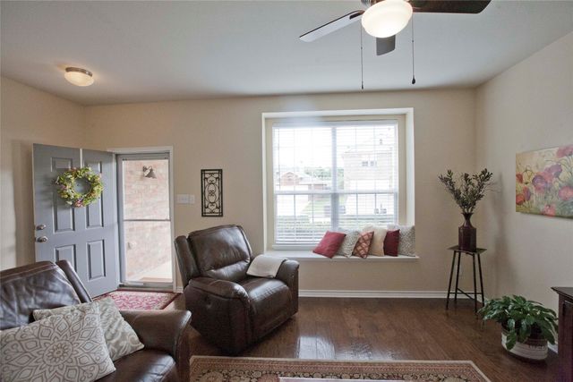 908 Reveille Road, Fort Worth, TX 76108