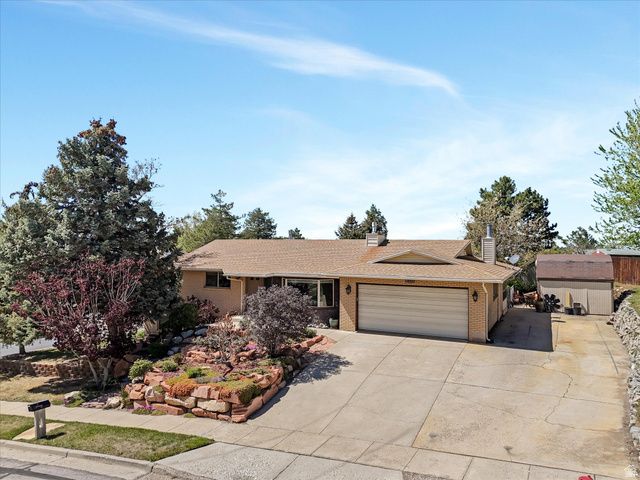 1969 E FALCONHURST CIR, Sandy, UT 84092