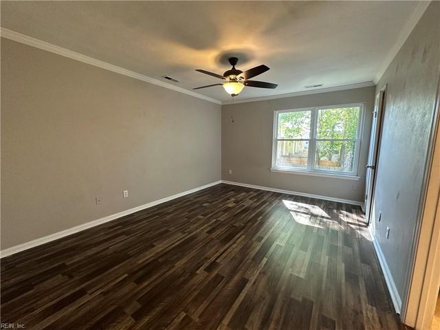 2023 Candlelight DR, Chesapeake, VA 23325
