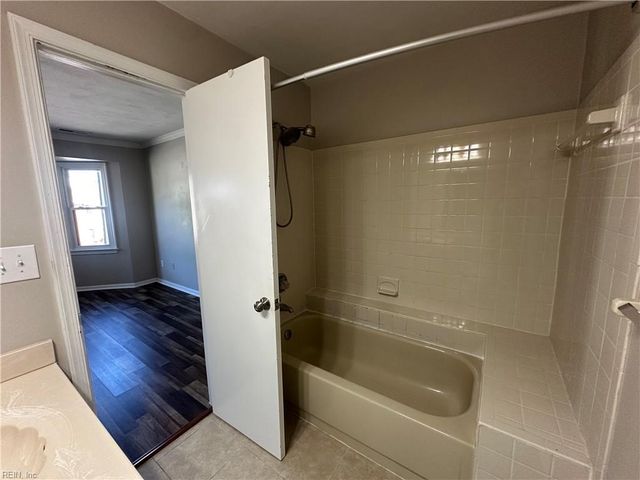 2023 Candlelight DR, Chesapeake, VA 23325