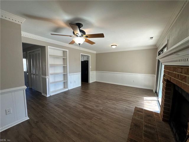 2023 Candlelight DR, Chesapeake, VA 23325