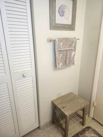 300 NE 26th Avenue 305, Boynton Beach, FL 33435