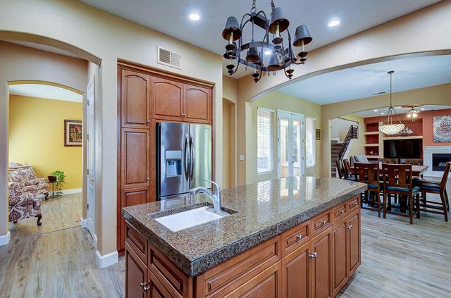 4968 W Pinedale Avenue, Fresno, CA 93722