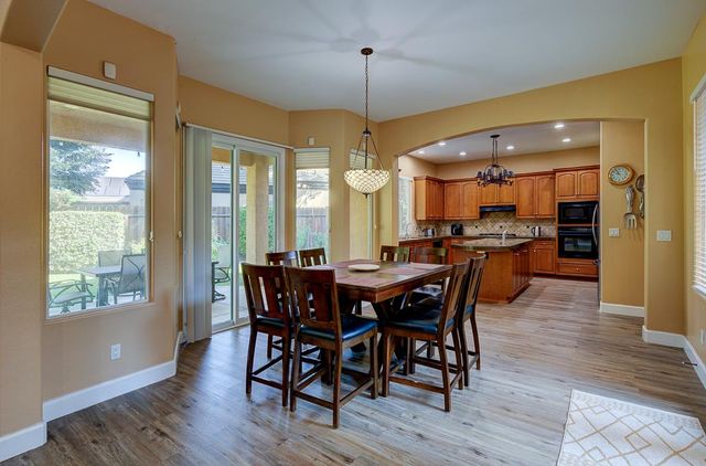 4968 W Pinedale Avenue, Fresno, CA 93722