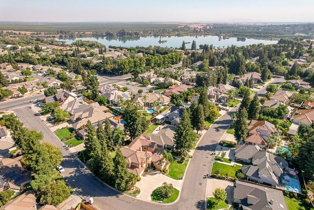 4968 W Pinedale Avenue, Fresno, CA 93722