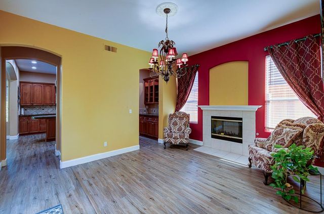 4968 W Pinedale Avenue, Fresno, CA 93722