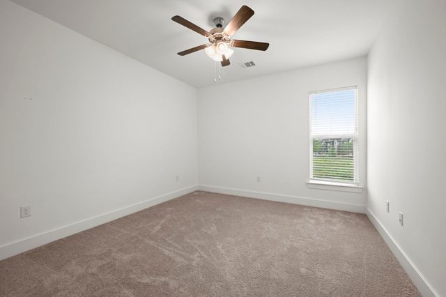 5817 Lake Shelf Dr, Baton Rouge, LA 70820