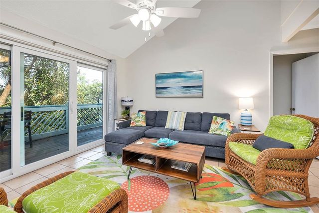 100 Blair Road D8, St Simons Island, GA 31522