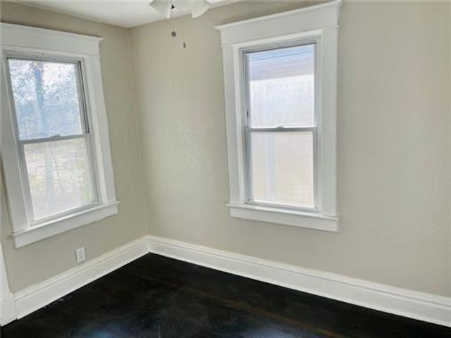 4041 Euclic Avenue, Kansas City, MO 64130