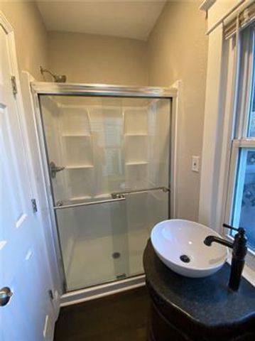 4041 Euclic Avenue, Kansas City, MO 64130