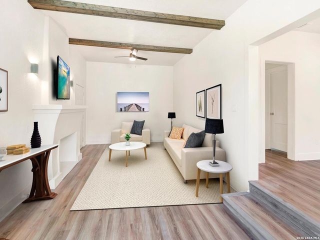 1328 N Center, San Antonio, TX 78202