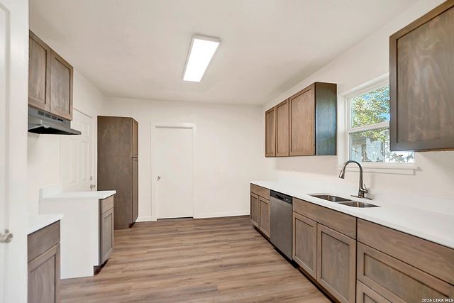 1328 N Center, San Antonio, TX 78202