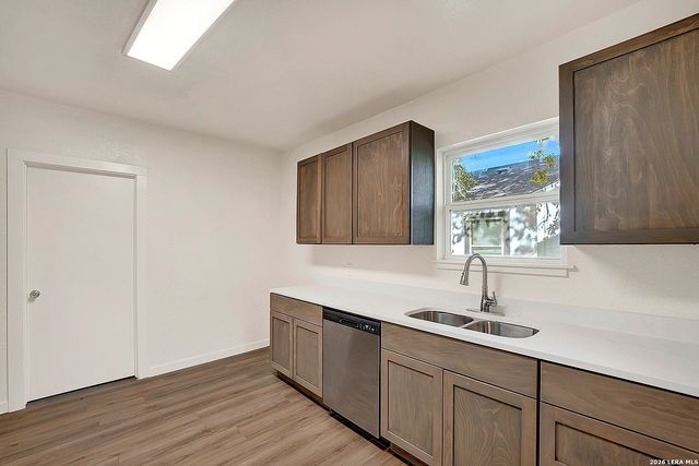 1328 N Center, San Antonio, TX 78202