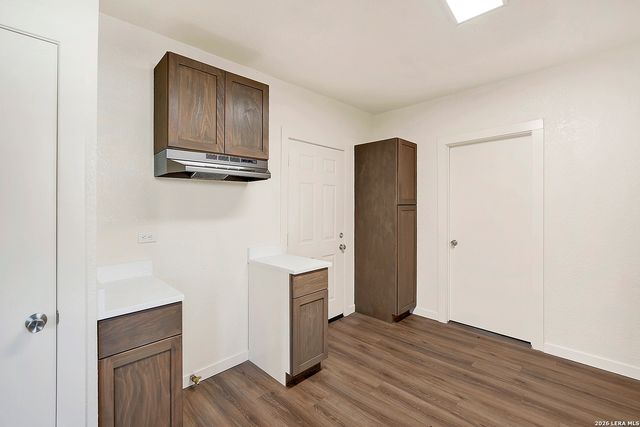 1328 N Center, San Antonio, TX 78202