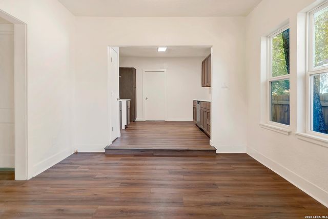 1328 N Center, San Antonio, TX 78202