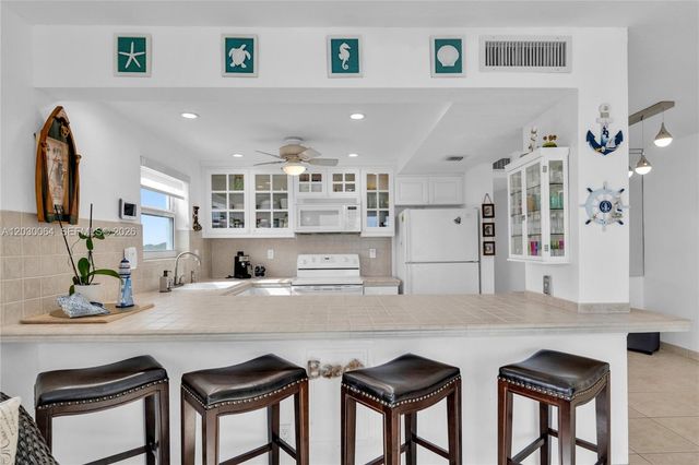 400 N Surf Road 506, Hollywood, FL 33019
