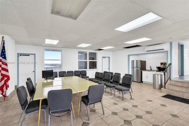400 N Surf Road 506, Hollywood, FL 33019