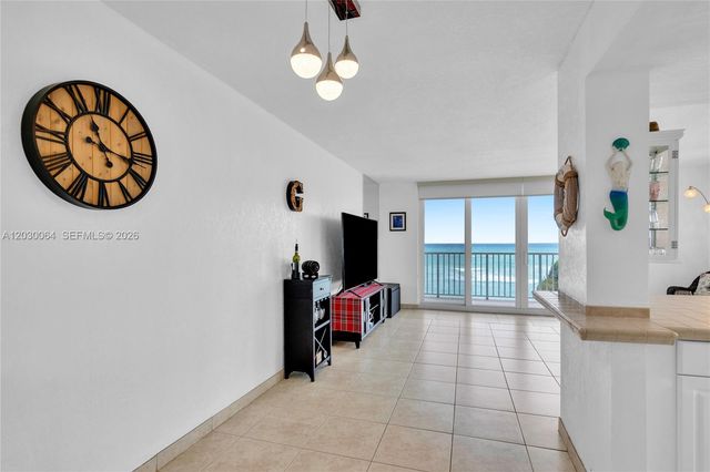 400 N Surf Road 506, Hollywood, FL 33019