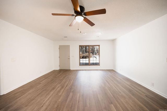 17 Frontera Circle, Hot Springs Village, AR 71909