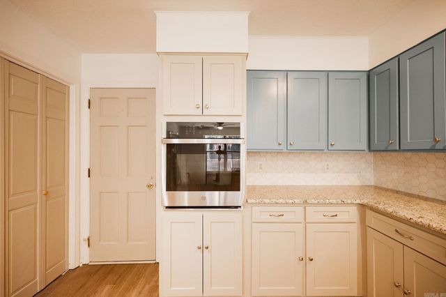 17 Frontera Circle, Hot Springs Village, AR 71909