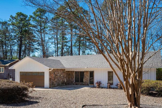 17 Frontera Circle, Hot Springs Village, AR 71909