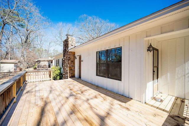 17 Frontera Circle, Hot Springs Village, AR 71909