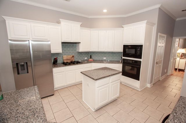 12314 Winding Shores Drive, Pearland, TX 77584