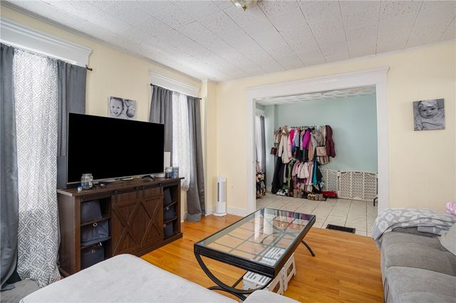 7 Maple Street, Cranston, RI 02910