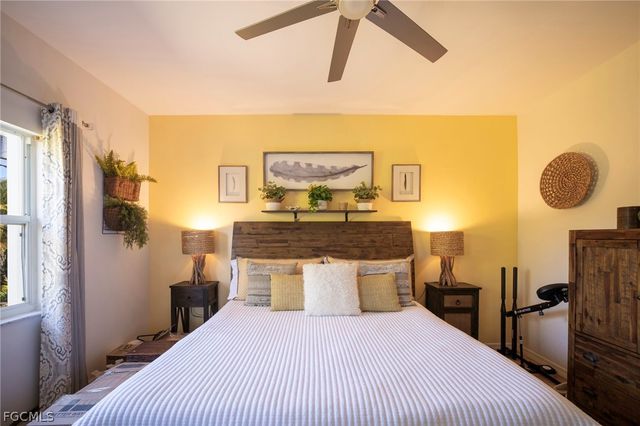 615 Rose Garden RD 7, Cape Coral, FL 33914