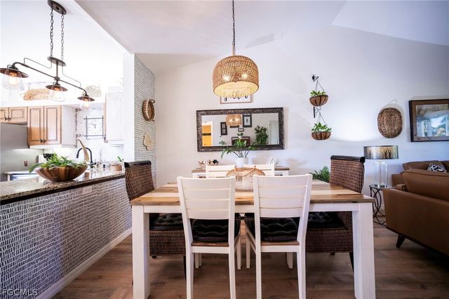 615 Rose Garden RD 7, Cape Coral, FL 33914