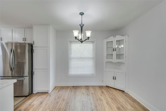 1033 E Elm Street, Hillsboro, TX 76645