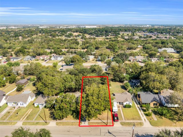 1033 E Elm Street, Hillsboro, TX 76645