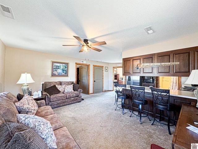 2431 N Wadesboro Road, Benton, KY 42025