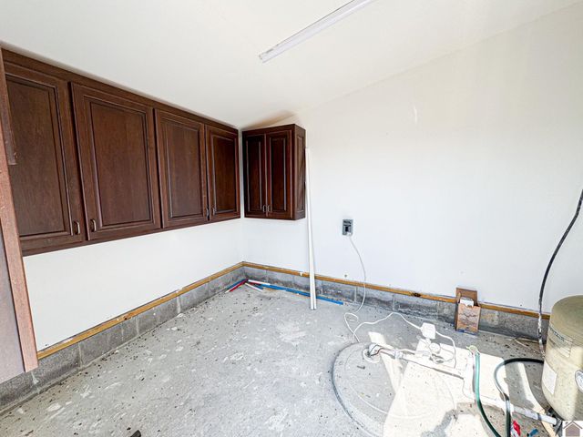 2431 N Wadesboro Road, Benton, KY 42025