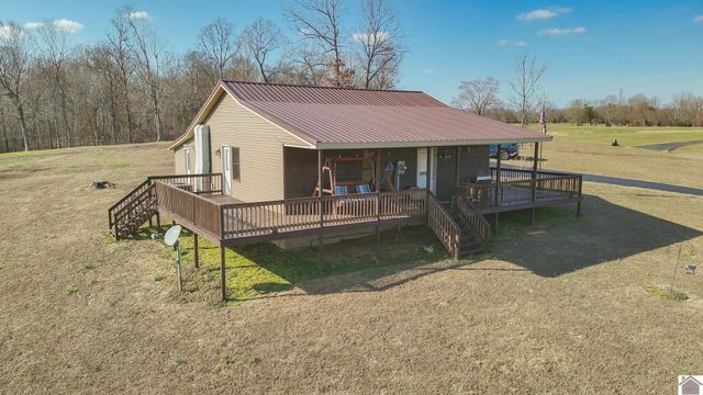 2431 N Wadesboro Road, Benton, KY 42025