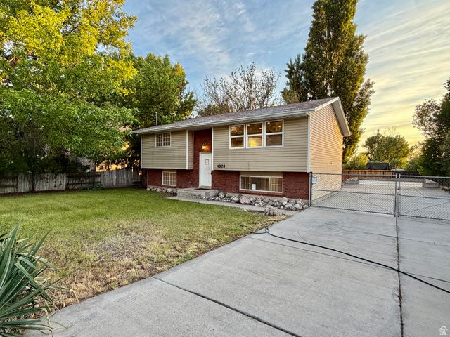 4805 S 3100 W, Roy, UT 84067